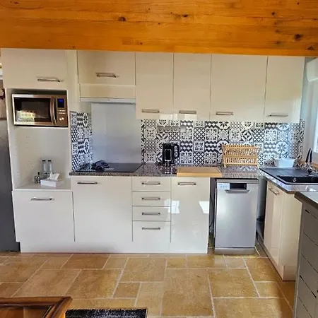 Inan Apartman La Cabanasse